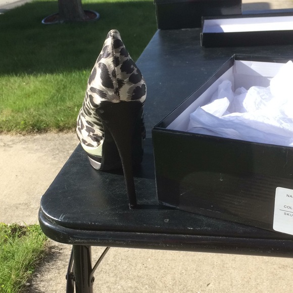 NWT leopard print stilettos, very sexy, - Picture 5 of 5